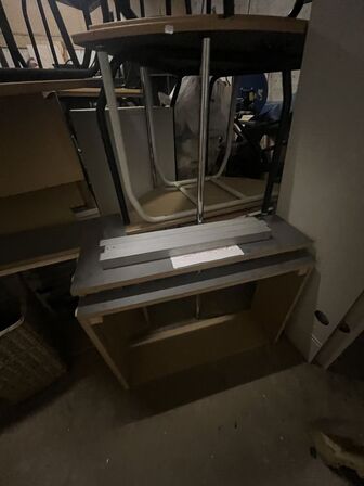 Div. møbler, maskiner m.v.