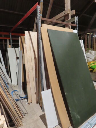 Indhold i rum af diverse plader