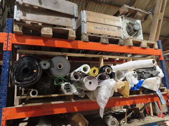 Indhold på pallereol af diverse pressenninger