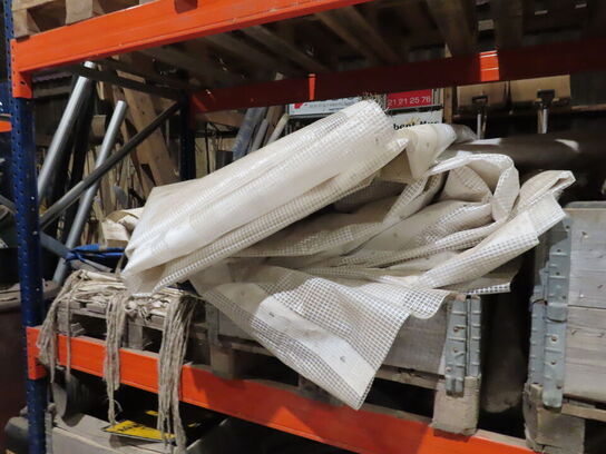 Indhold på pallereol af diverse pressenninger