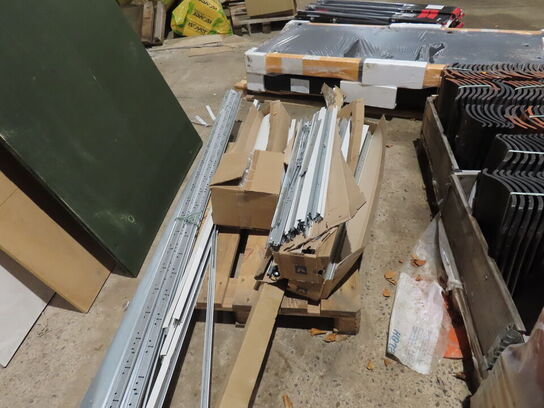 Indhold i rum af diverse plader