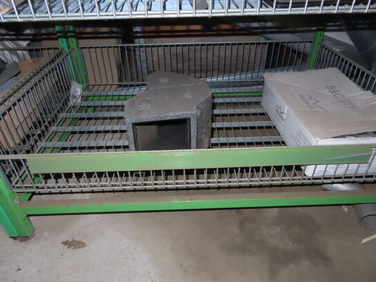 Salgsstativ med diverse tagelementer