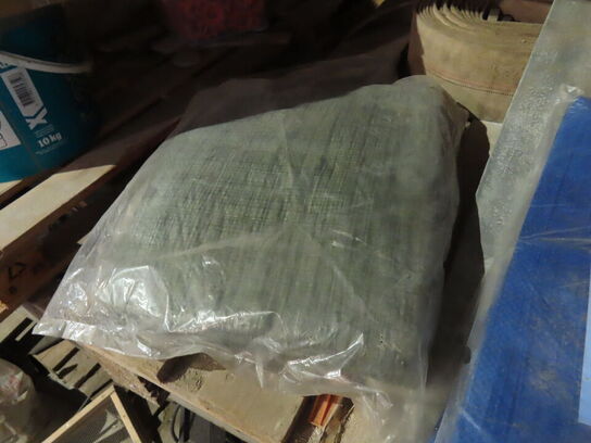 Diverse fliser, arbejdslamper, m.v.