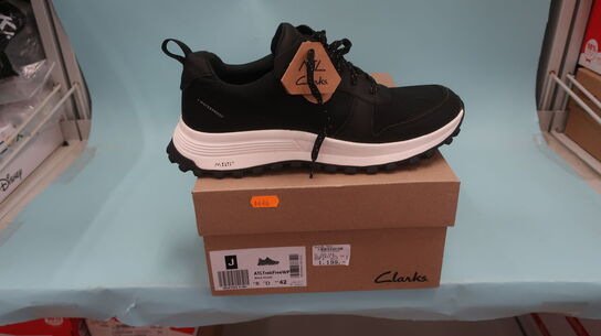 Sneakers CLARKS str. 42