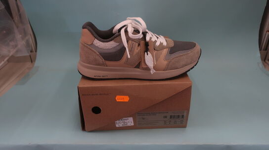 Sneakers WODEN str. 37