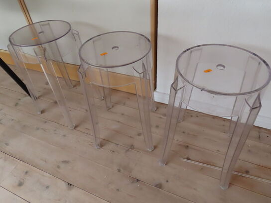 3 stk. taburetter i Akryl