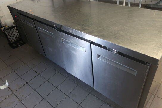 Kølebord ELECTROLUX R290 0.065 kg.