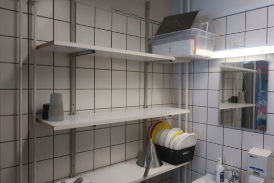 Bakker / service m.m.