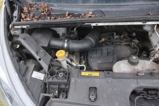 Varebil OPEL VIVARO 1,6 CDTI 125HK