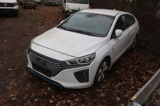 Personbil HYUNDAI LONIQ PHEV HATCHBACK DCT (MOMSFRI)
