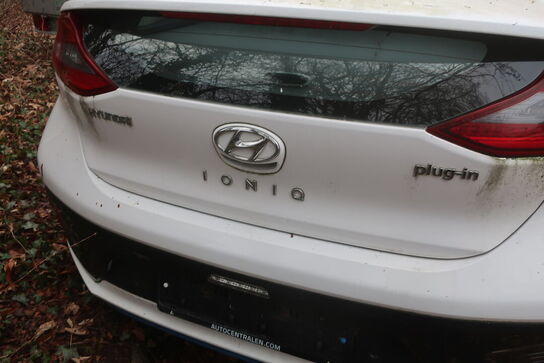 Personbil HYUNDAI LONIQ PHEV HATCHBACK DCT (MOMSFRI)