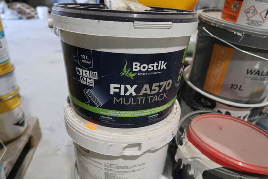 Div. Varelager på paller SIKA m.fl.