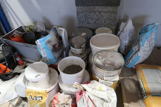 13 stk. paller med div. Varelager SIKA FLOOR, SCANMINERAL m.fl.