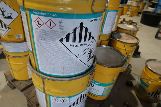 Div. Varelager på paller SIKA m.fl.