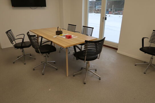 Mødebord med 6 stk. mødestole RANDERS RADIUS 2006