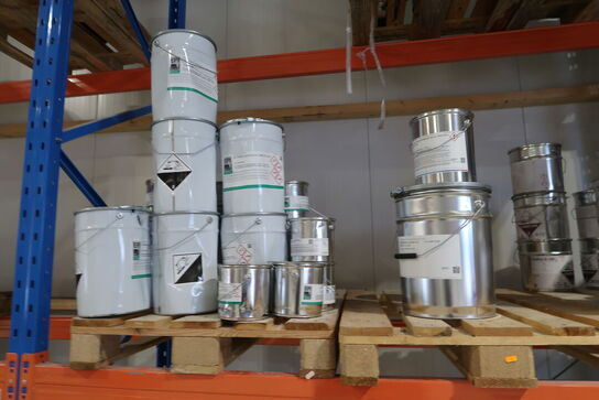 7 stk. paller med div. Varelager SIKAFLOOR, EPI Flooring m.fl.