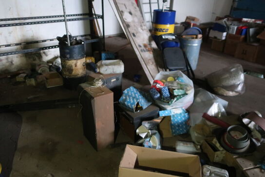 Div. Varelager og reservedele m.m.