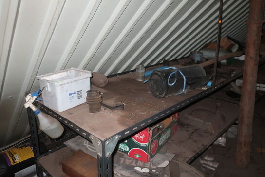 Div. Varelager og reservedele samt malersprøjte m.m.