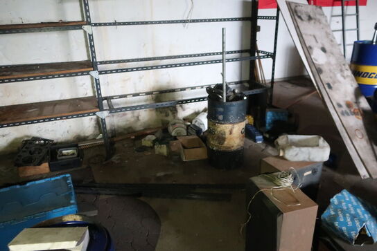 Div. Varelager og reservedele m.m.