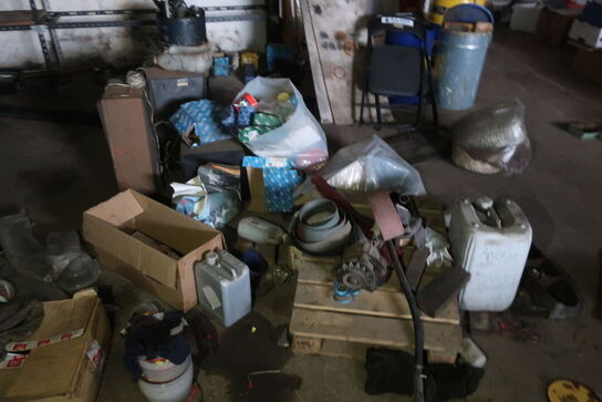 Div. Varelager og reservedele m.m.