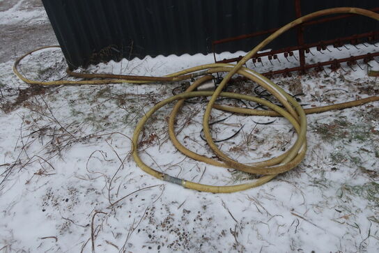 Stenrive samt slange