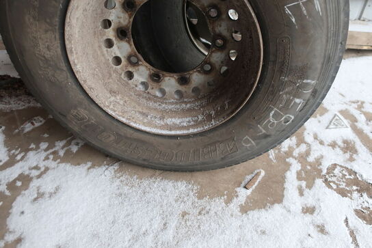 2 stk. traktordæk BRIDGESTONE M788