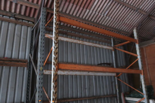 4 fag pallereoler med indhold