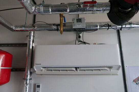 20 fods isolering container indrettet som testcenter af overskudsvarme (læs beskrivelse)