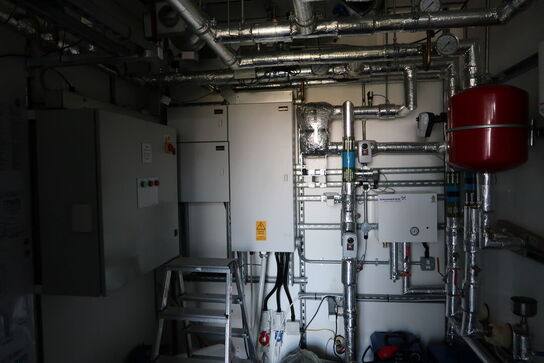 20 fods isolering container indrettet som testcenter af overskudsvarme (læs beskrivelse)