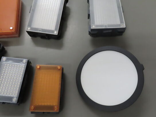 Blandede LED lamper og filtre