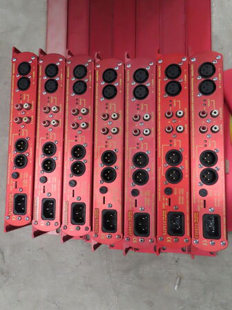 7 stk forforstærkere - SONIFEX REDBOX