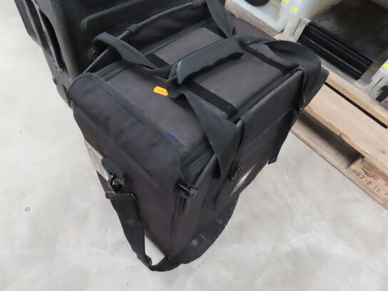 2 stk. LED lamper i taske