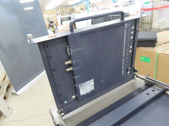 Skærm med rackindbygning DATAVIDEO