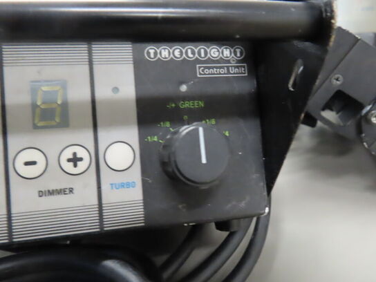 LED lampe med controller - THELIGHT VDC