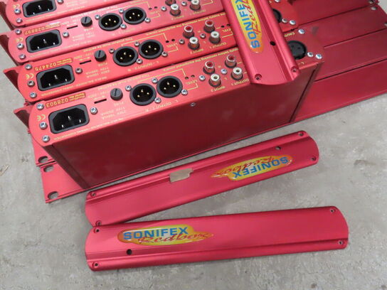7 stk forforstærkere - SONIFEX REDBOX