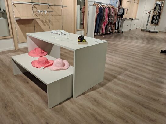 Stativer og podier Fritstående. 