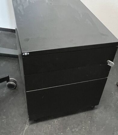 3 kontorskabe, EFG + 2 Skuffemoduler