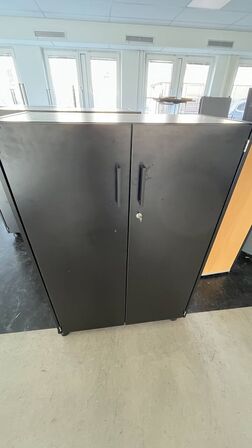 5 Kontorskabe, Assorterede