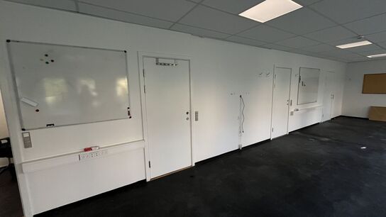 4 Whiteboards, assorterede
