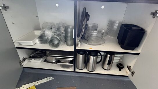 Tøm 3 Skabe med Kantine Artikler