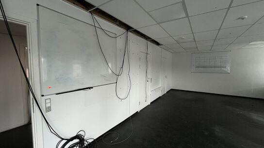 4 Whiteboards, Assorterede  