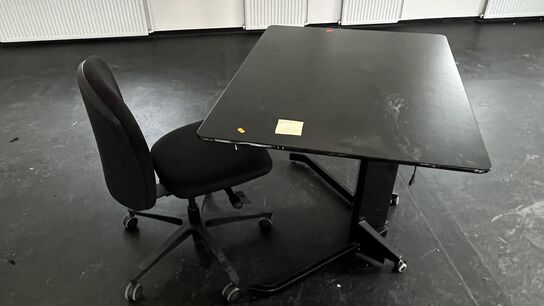 Hæve/sænkebord + Kontorstol