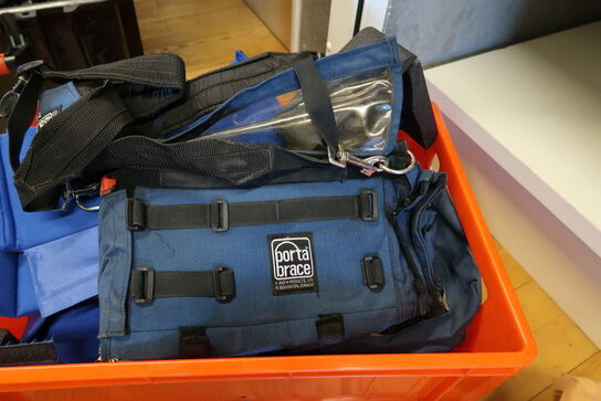 Kasse med div. Kamerataske samt udstyr