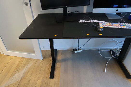 El. hæve/sænke skrivebord uden indhold