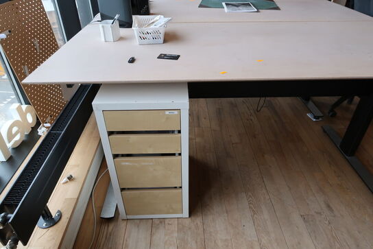El. hæve/sænke skrivebord samt skuffemodul uden indhold