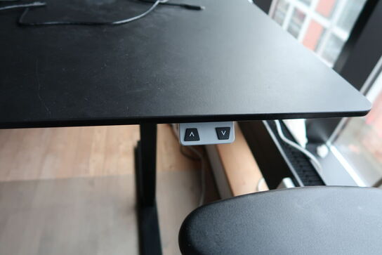 El. hæve/sænke skrivebord uden indhold