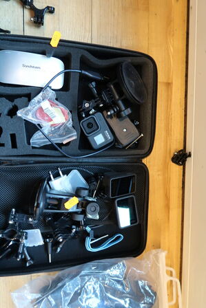 3 stk. kameraer GOPRO 8 BLACK, HERO 5 med div. Tilbehør