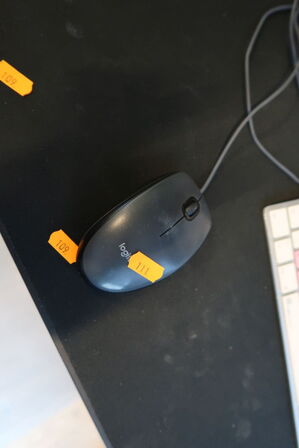 2 stk. computerskærme LG 27UD59P-B samt mus