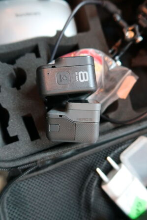 3 stk. kameraer GOPRO 8 BLACK, HERO 5 med div. Tilbehør