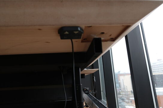 El. hæve/sænke skrivebord uden indhold